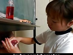 Cutie seapáinis itsuki wakana wanks crua dick uncensored