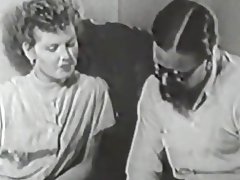 Hairy buachaill penetrating ar a cara nua (1950í gheobhaidh dream eile)